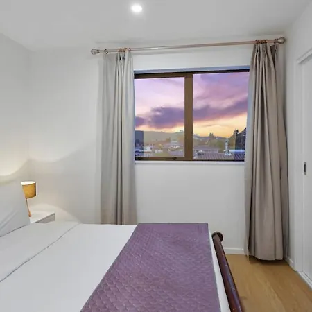 Venture Heights Townhouse With Parking And Patio别墅